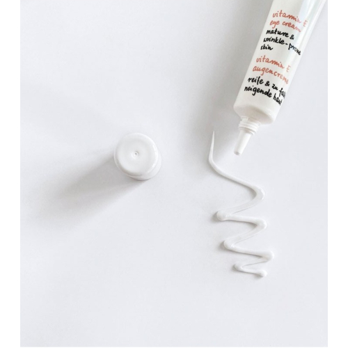 Ziaja - Vitamin E anti-wrinkle eye contour cream